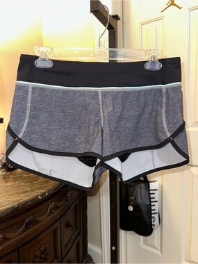 Lululemon Speed up shorts size 6